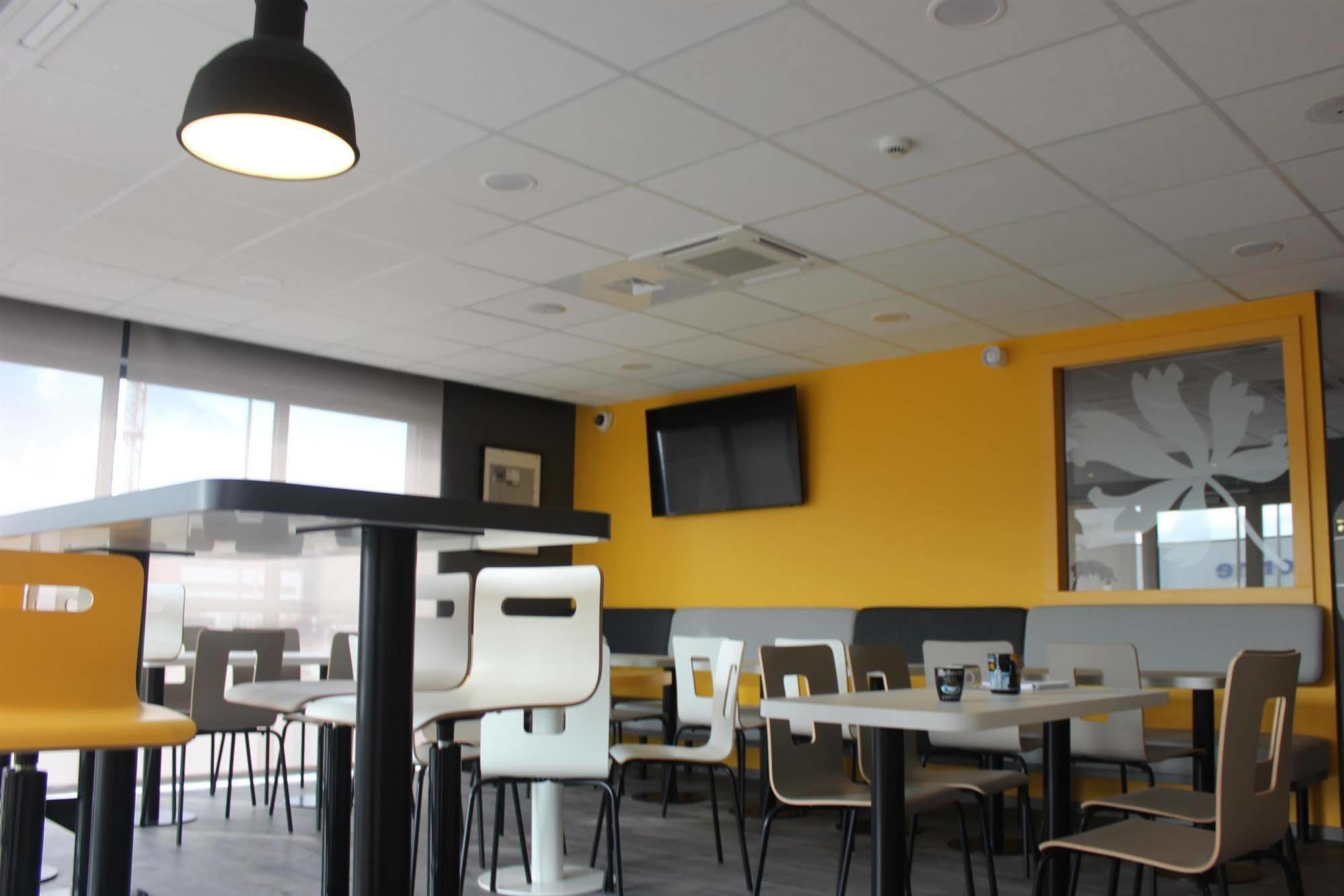 Premiere Classe Obernai Centre - Gare Bagian luar foto