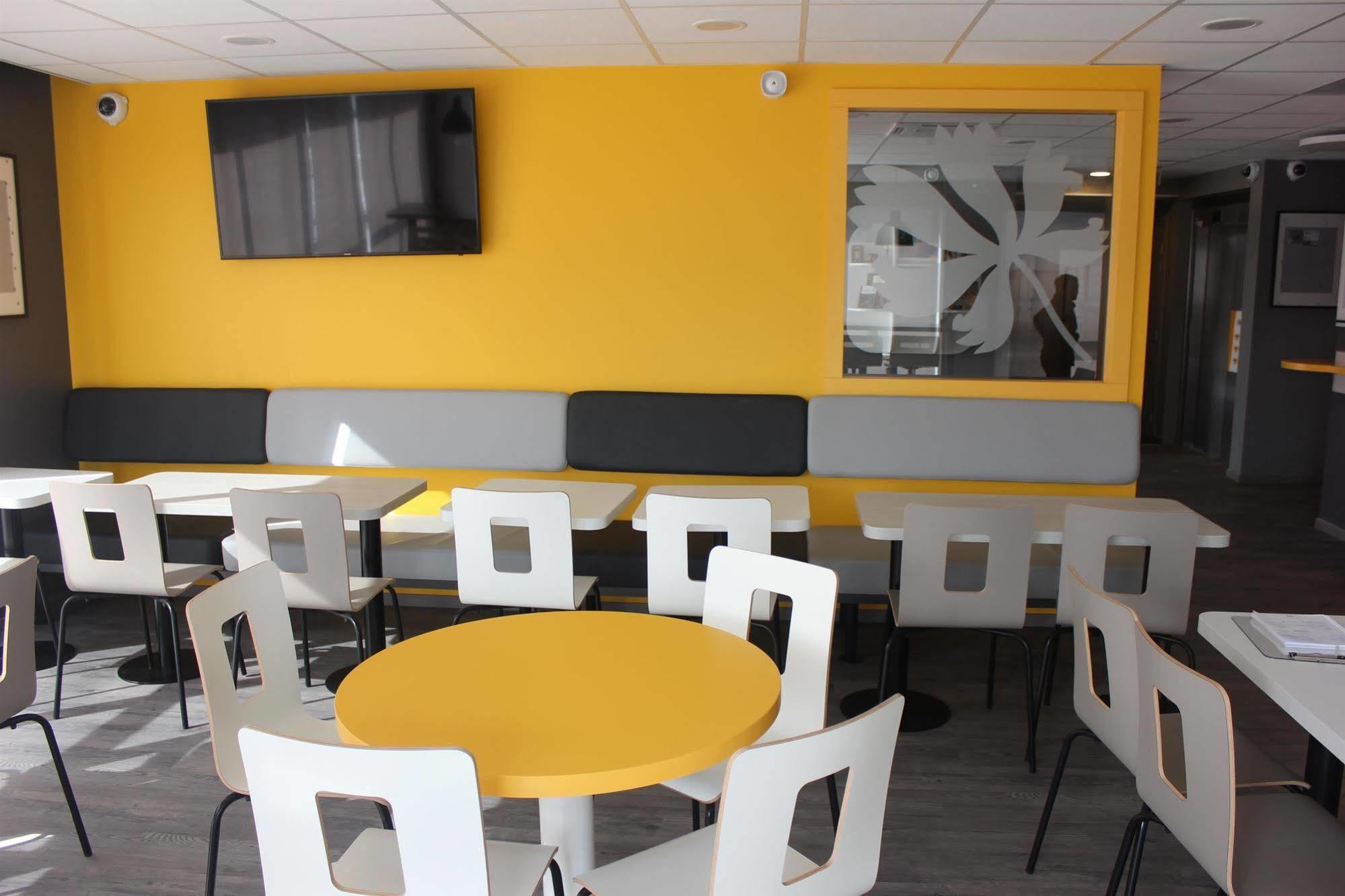 Premiere Classe Obernai Centre - Gare Bagian luar foto